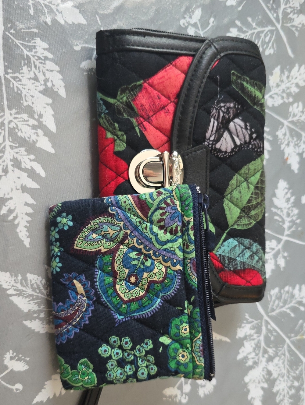 Quilted Floral Wallet and Coin Pouch - Black/Green/Red